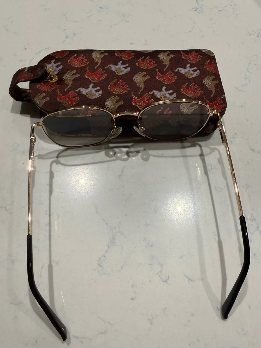 SOJOS‎ Women’s Black & Gold Blue Light Glasses – Classic Square Frame